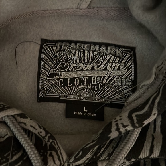 Men’s marble hoodie - Picture 3 of 3